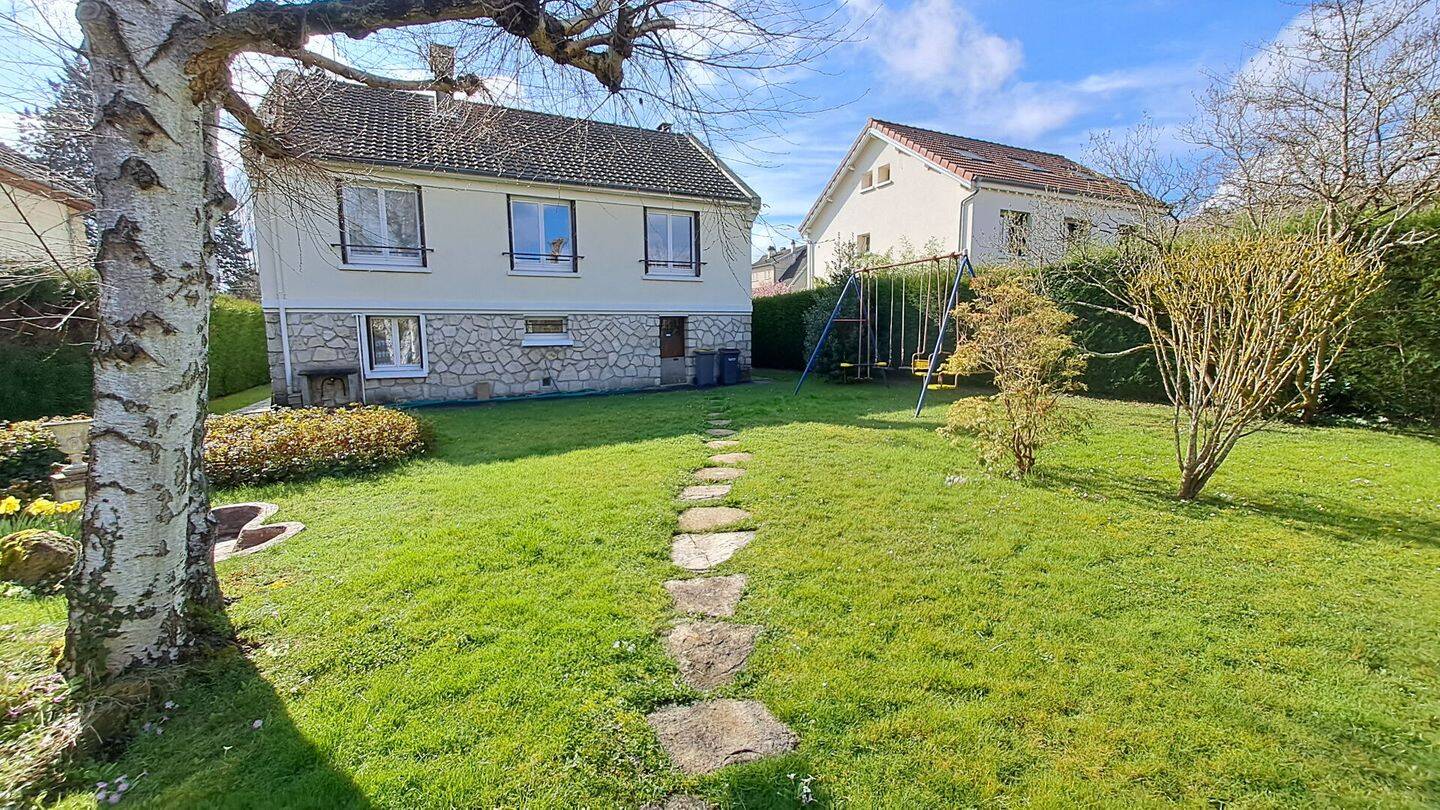 Maison 4 pièces 99 m² · à Saint-Rémy-lès-Chevreuse · 99 m² · 399 000 €