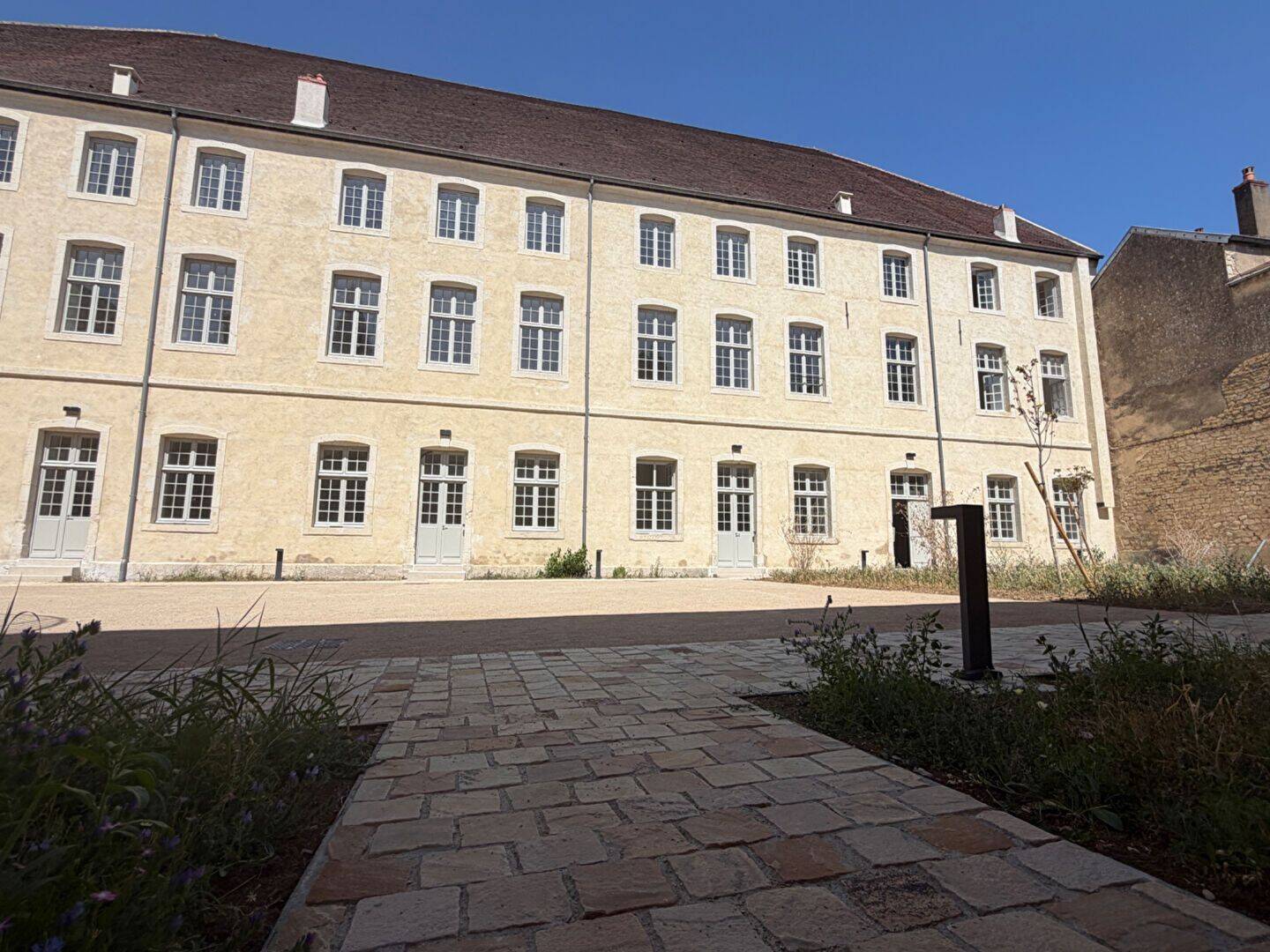 Appartement 3 pièces 71 m² · à Dole · 71 m² · 820 €/mois