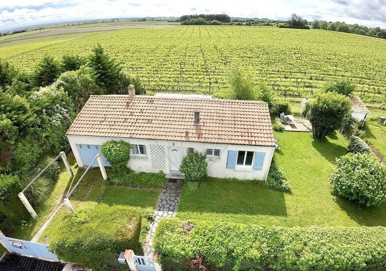 Maison à vendre 253 000 € 3 pièces 2 chambres 75 m² 540 m² de terrain Arvert 17530