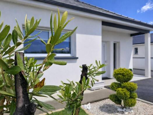 Maison de plain-pied à vendre 459 000 € 5 pièces 4 chambres 147 m² 762 m² de terrain Serres-Castet 64121