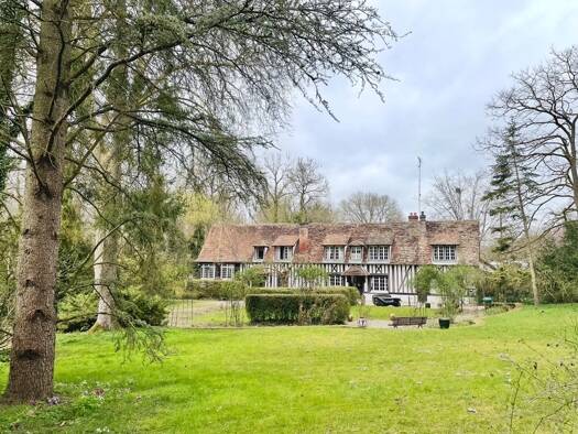 Maison à vendre 850 000 € 10 pièces 4 chambres 284 m² 21 696 m² de terrain Talmontiers 60590