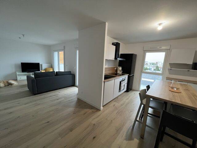 Appartement 3 pièces 74 m² · à La Rochelle · 73,7 m² · 1 325 €/mois