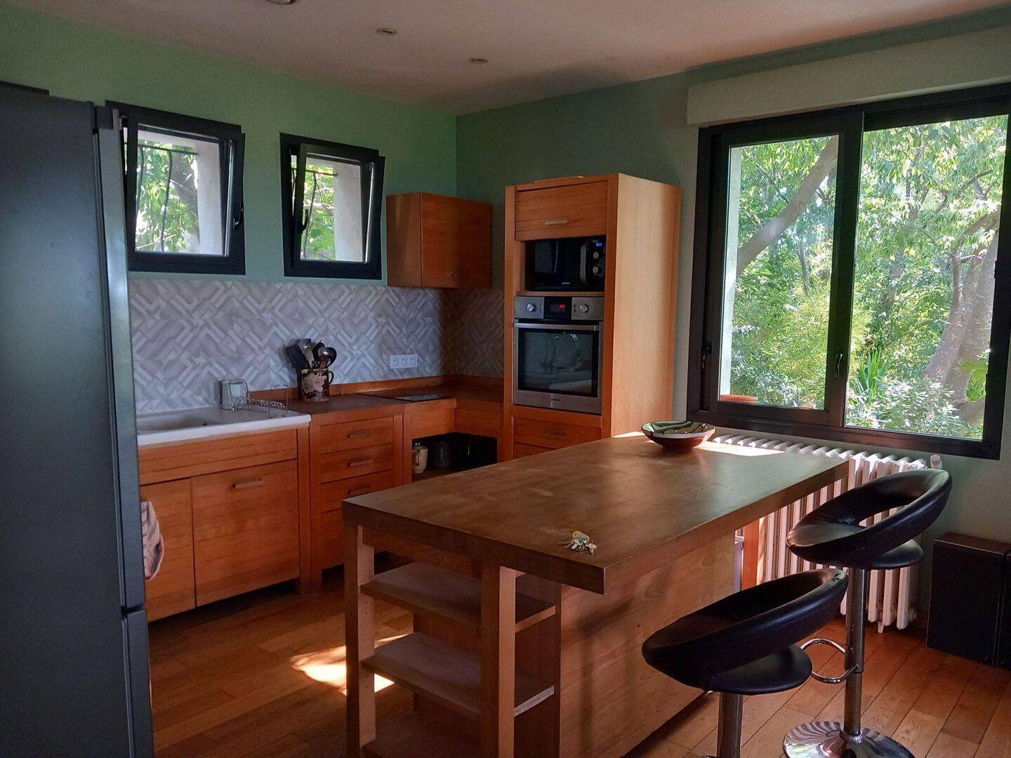 Appartement 4 pièces 110 m² · à Teyran · 110 m² · 1 300 €