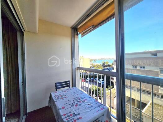 Appartement à vendre 114 500 € 1 pièce 21 m² Étage 3/3 Village Thermal Balaruc-les-Bains 34540