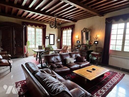 Maison à vendre 336 000 € 11 pièces 7 chambres 220 m² 3 678 m² de terrain Villefranche-de-Rouergue 12200