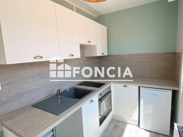 Appartement 1 pièce 32 m² · à Limoges · 32,2 m² · 392 €