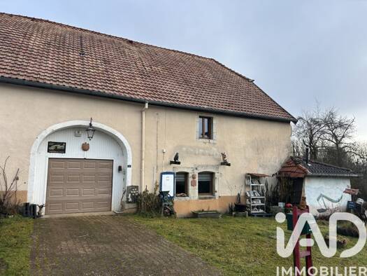 Maison à vendre 179 300 € 7 pièces 4 chambres 163 m² 1 158 m² de terrain Autrey-le-Vay 70110