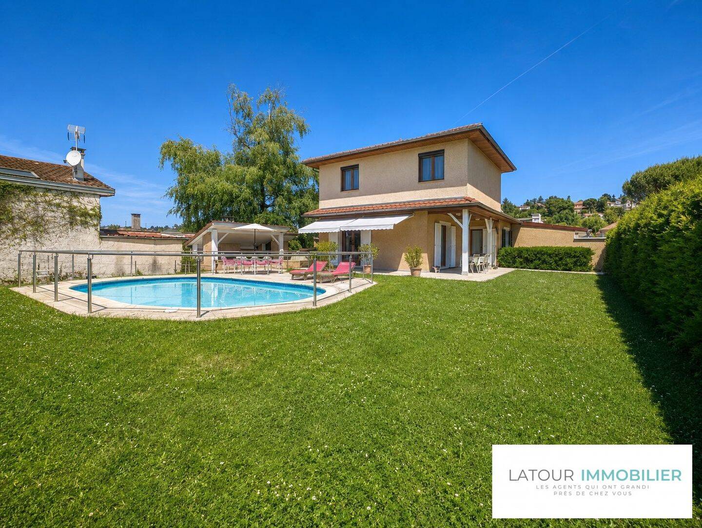 Maison 6 pièces 102 m² · à Ruy-Montceau · 102 m² · 344 000 €