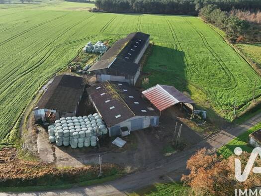 Terrain à vendre 54 000 € 6 850 m² de terrain Monsireigne 85110