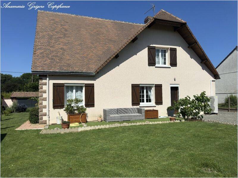 Maison 10 pièces 220 m² · à Saint-Georges-sur-Eure · 220 m² · 445 000 €