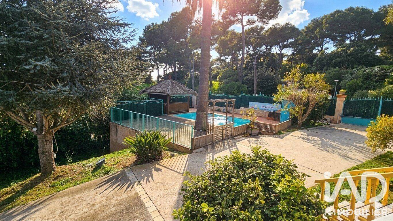 Maison 4 pièces 230 m² · à Hyères · 230 m² · 1 049 000 €
