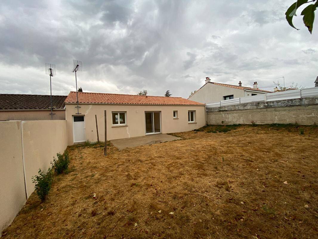 Maison 3 pièces 77 m² · à Mouilleron-le-Captif · 77 m² · 820 €/mois