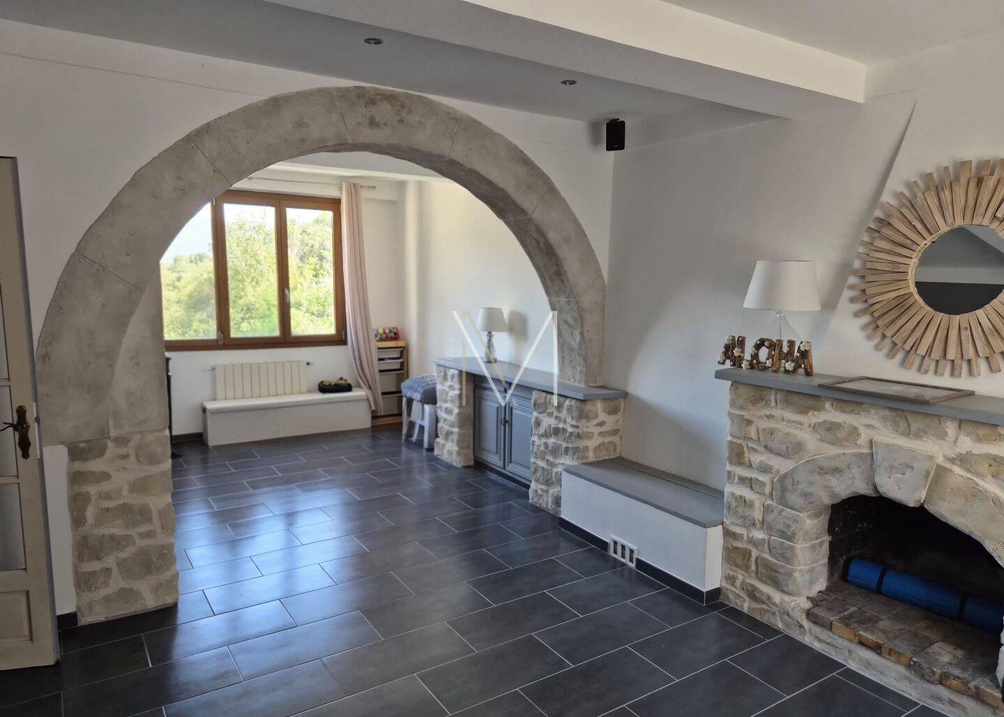 Maison 6 pièces 145 m² · à Le Plan-de-la-Tour · 145 m² · 470 000 €