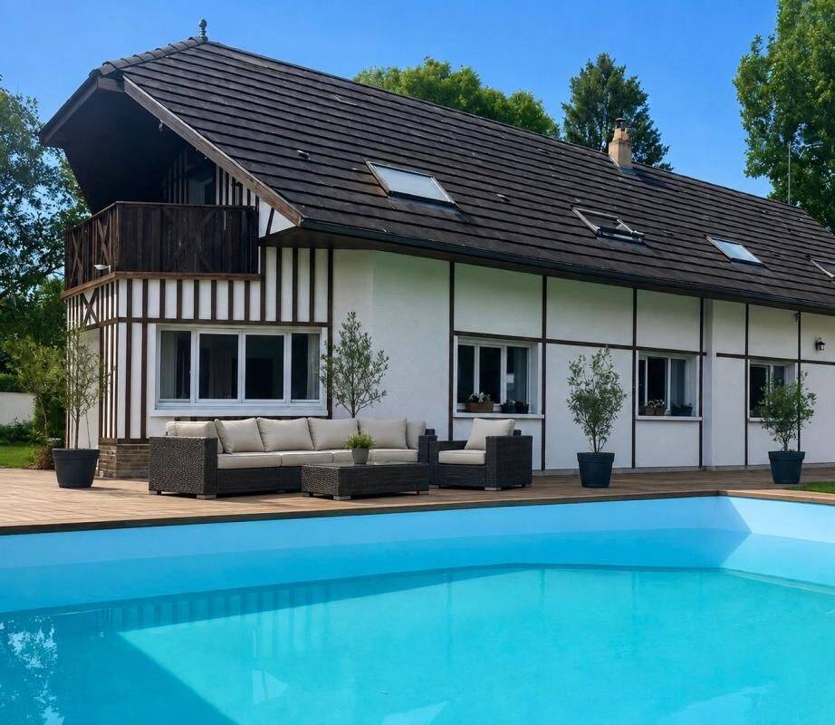 Maison 8 pièces 518 m² · à Amiens · 518 m² · 545 000 €