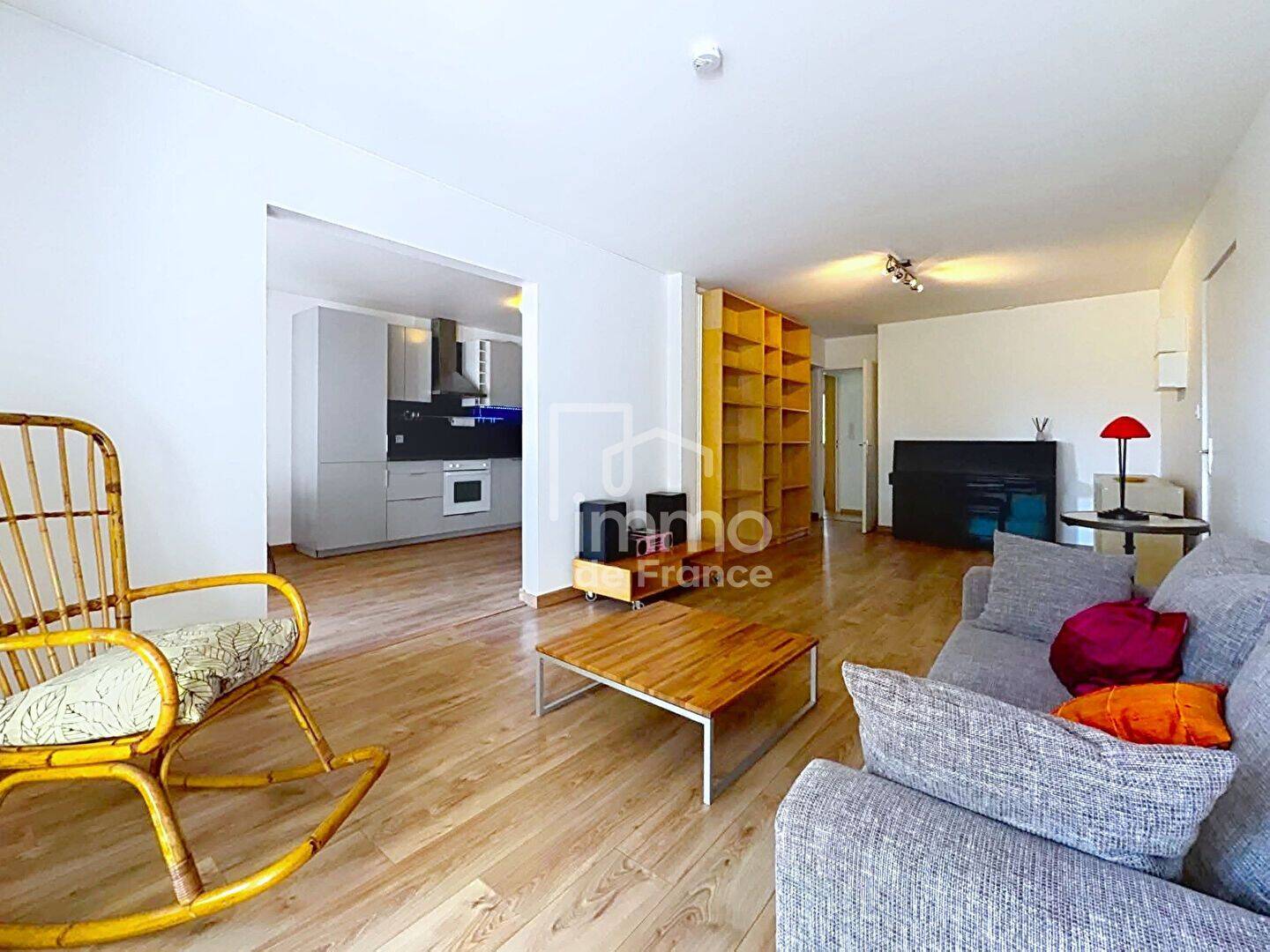 Appartement 3 pièces 84 m² · à Prévessin-Moëns · 84 m² · 370 000 €