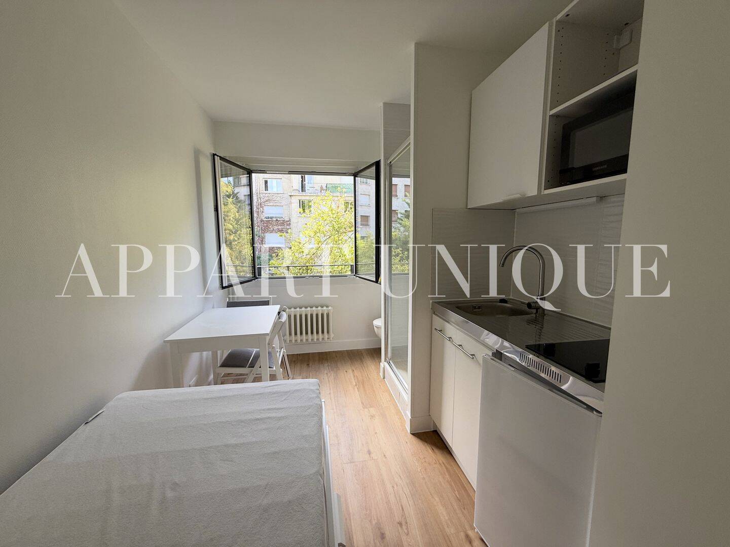 Appartement 1 pièce 10 m² · à Neuilly-sur-Seine · 10 m² · 610 €/mois