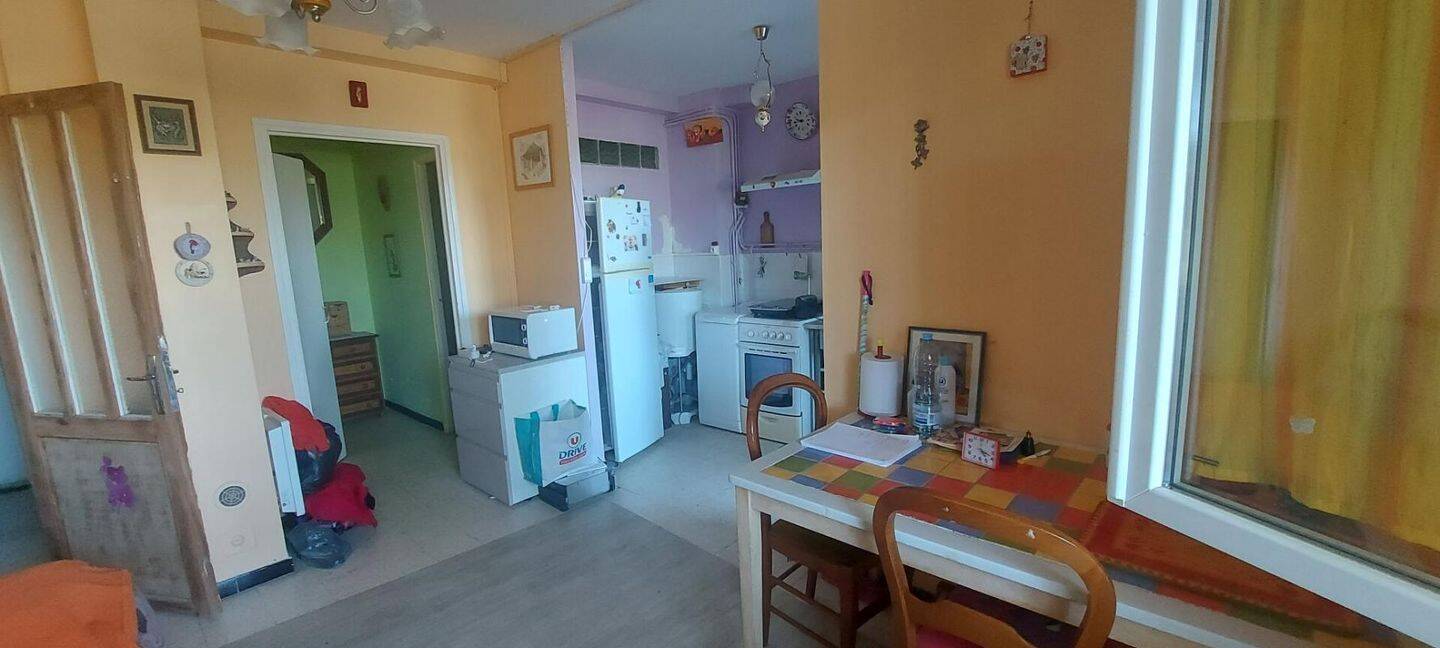 Appartement 2 pièces 38 m² · à Nîmes · 38 m² · 91 000 €