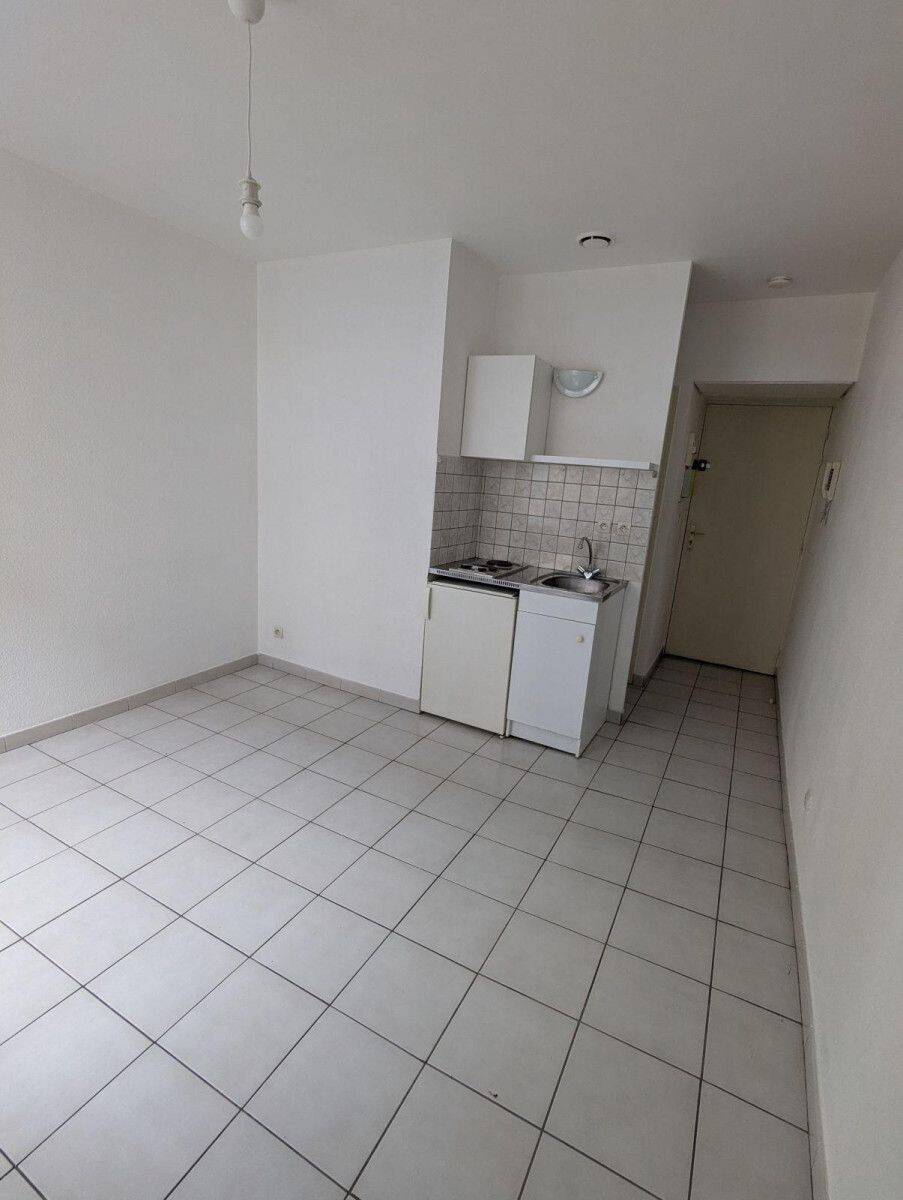 Appartement 1 pièce 17 m² · à Lyon 2ème Arrondissement · 17 m² · 545 €