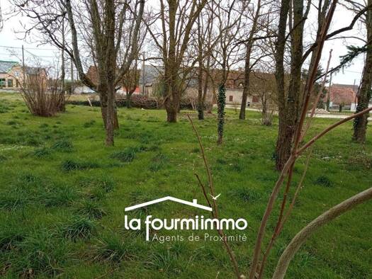Terrain constructible viabilisé à vendre 50 000 € 1 970 m² de terrain Maves 41500