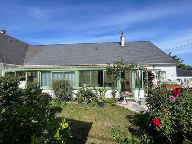 Maison de plain-pied à vendre 288 750 € 5 pièces 3 chambres 160 m² 2 000 m² de terrain Neuille Pont Pierre 37360