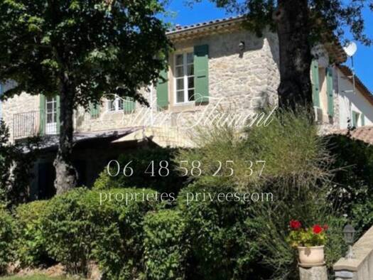 Maison à vendre 520 000 € 8 pièces 6 chambres 242 m² Sauve 30610