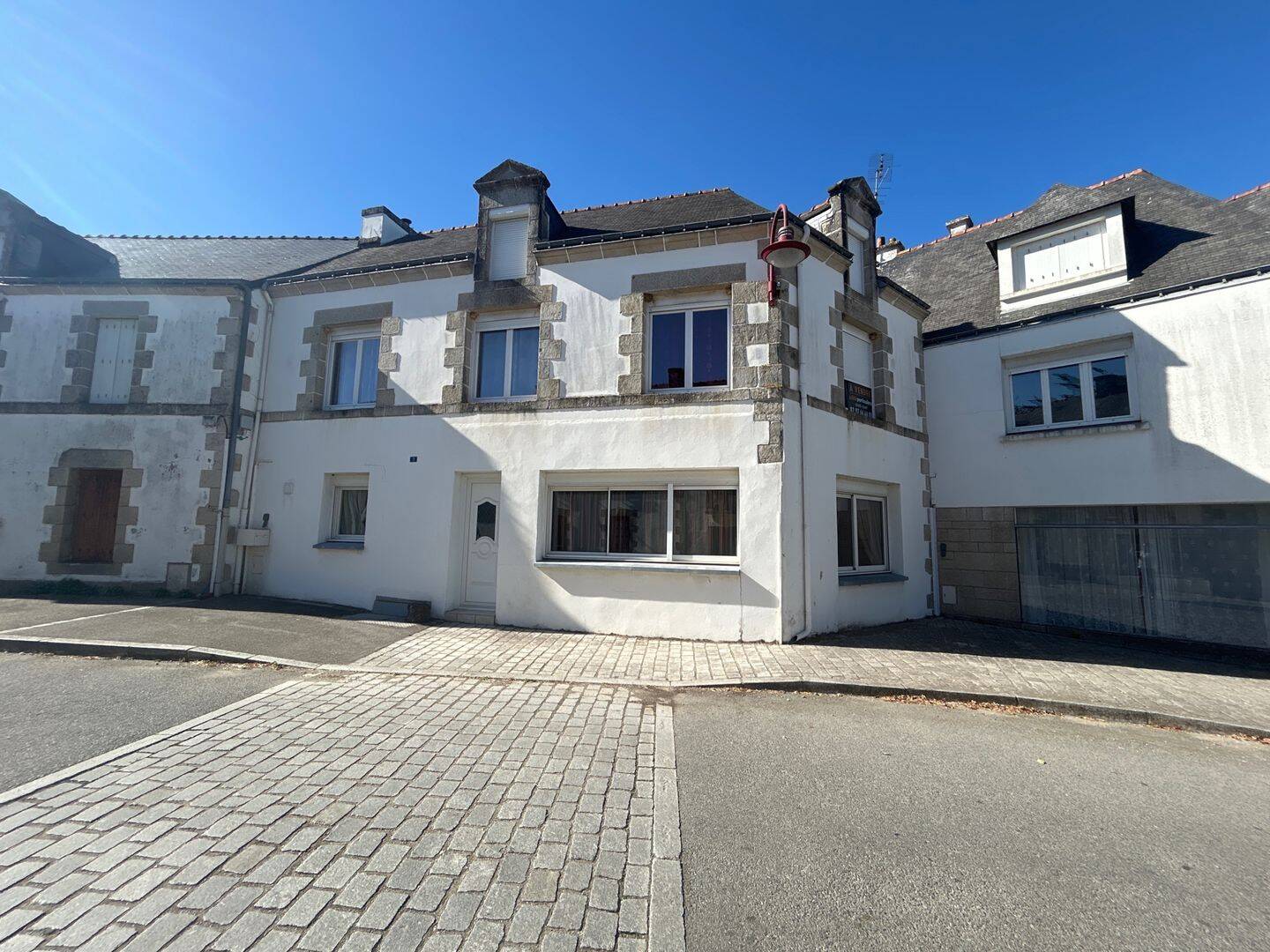 Maison 7 pièces 154 m² · à Saint-Barthélemy · 154 m² · 182 000 €