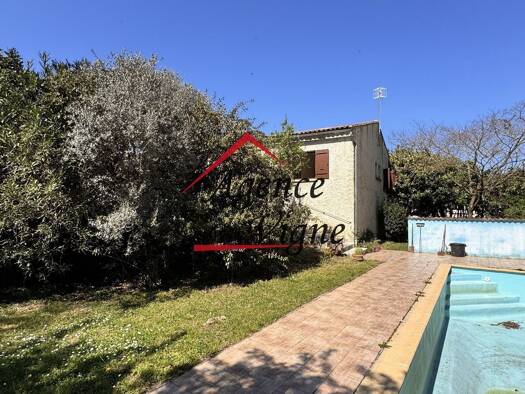 Villa à vendre 215 000 € 7 pièces 4 chambres 173 m² 1 450 m² de terrain Saint-Ambroix 30500