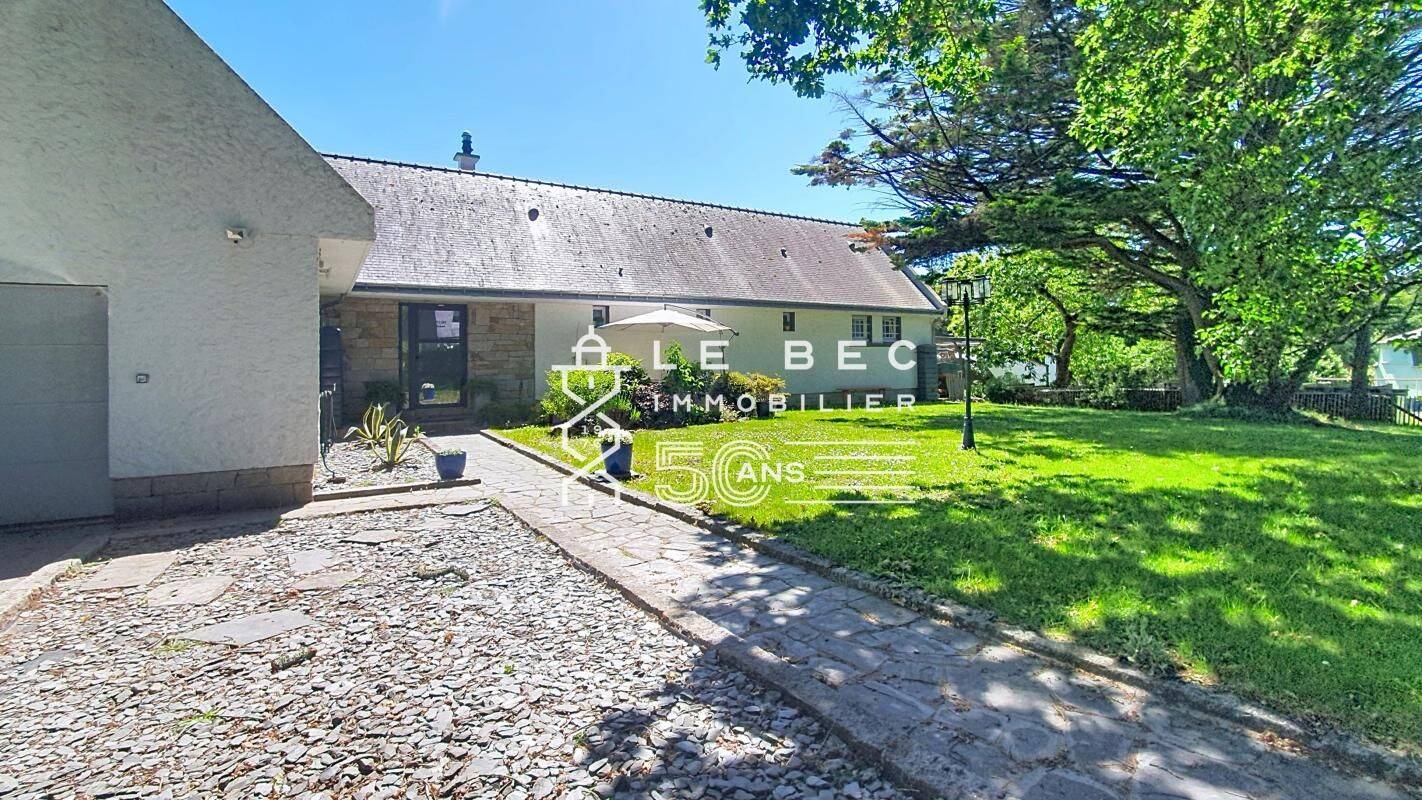 Maison 8 pièces 215 m² · à Kervignac · 215 m² · 698 250 €
