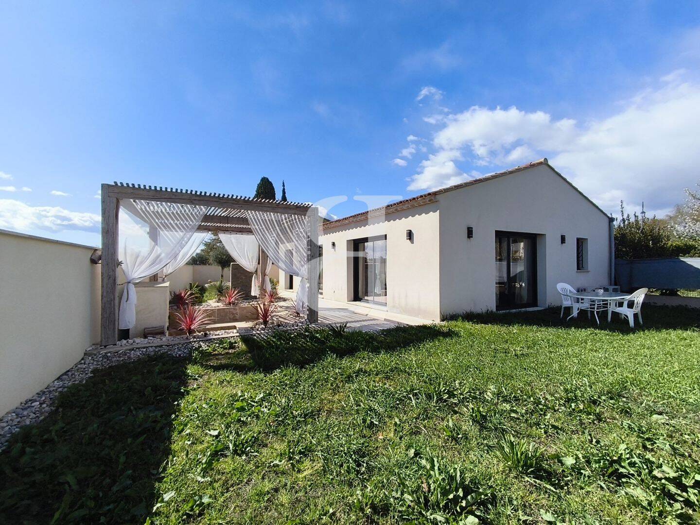 Maison 4 pièces 95 m² · à Visan · 95 m² · 322 000 €
