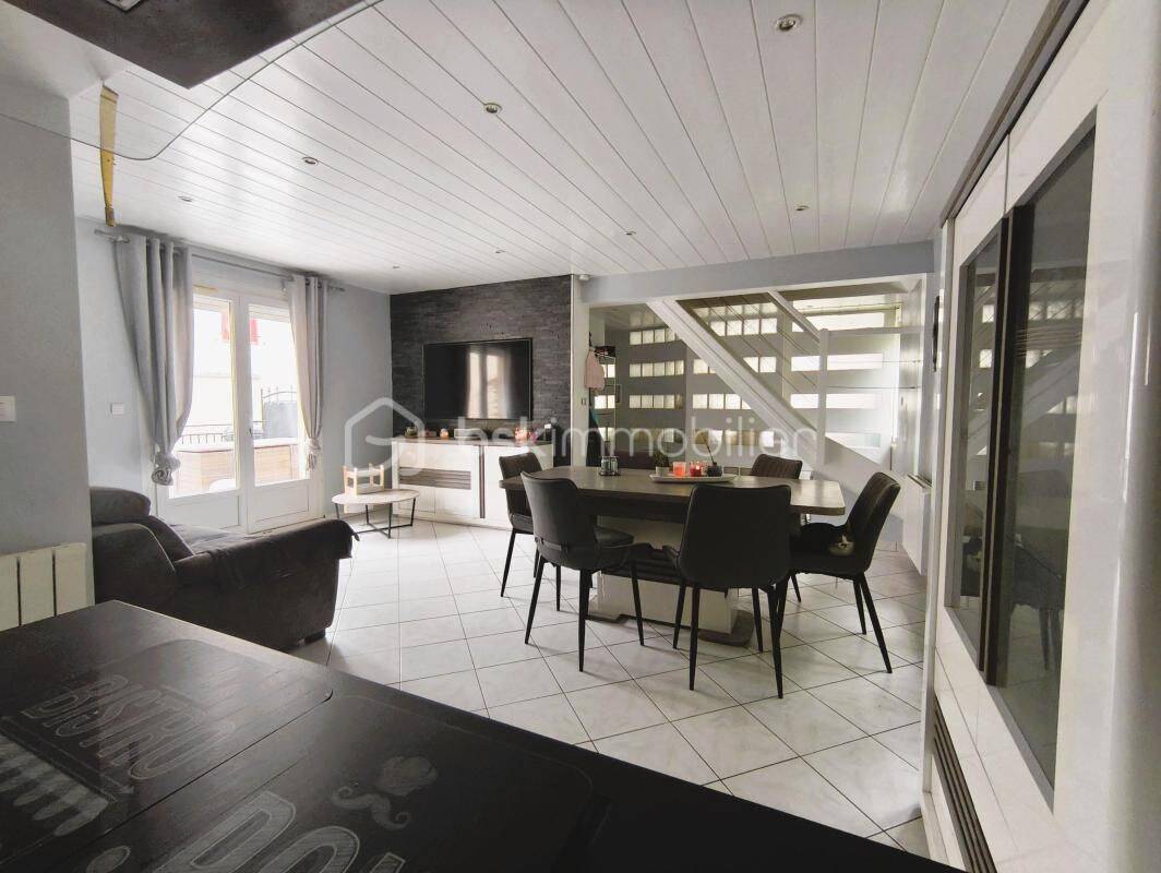 Maison 5 pièces 110 m² · à Claye-Souilly · 110 m² · 275 000 €