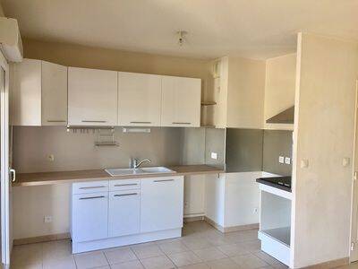 Appartement 3 pièces 62 m² · à Le Pontet · 61,7 m² · 740 €