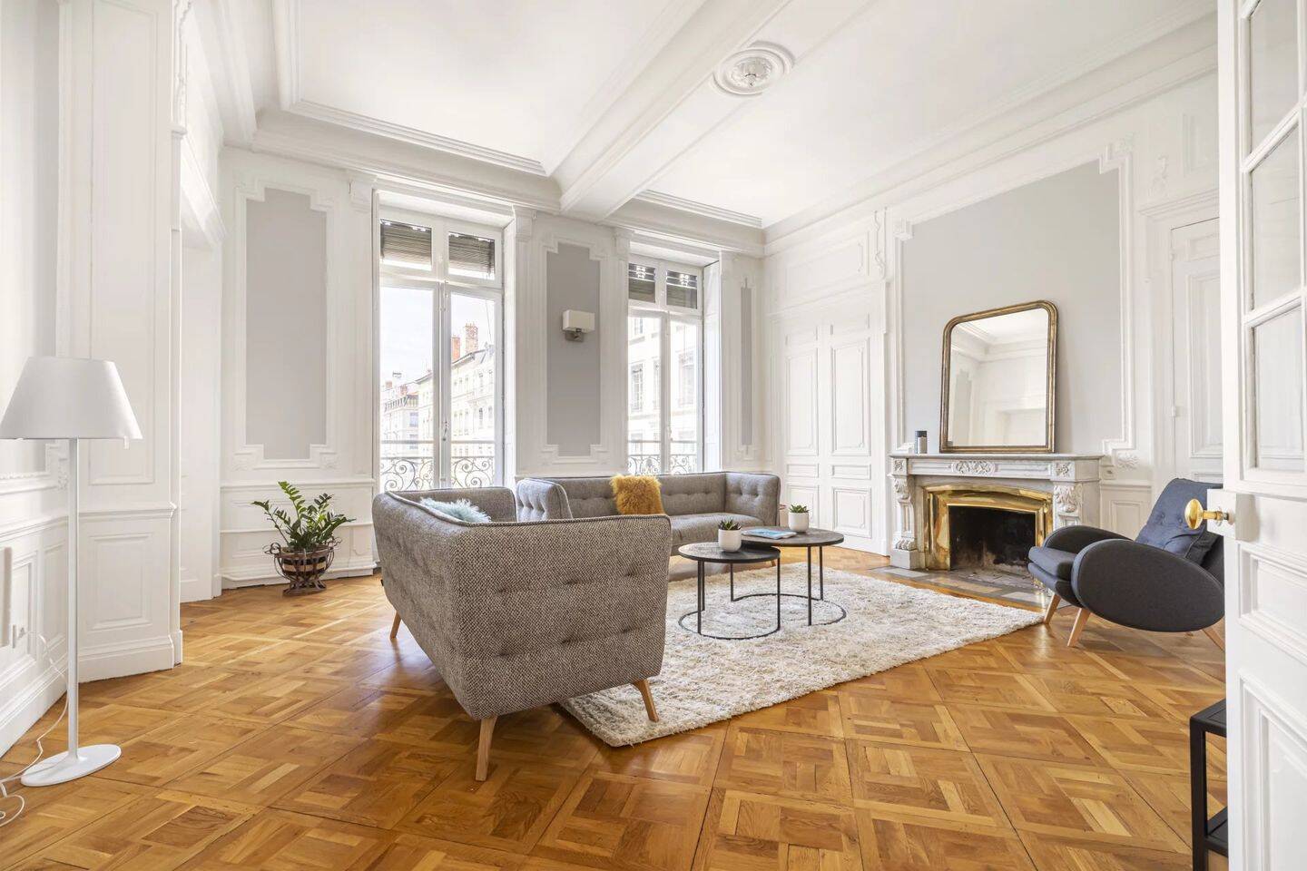 Appartement 6 pièces 192 m² · à Lyon 2ème Arrondissement · 192 m² · 3 990 €/mois