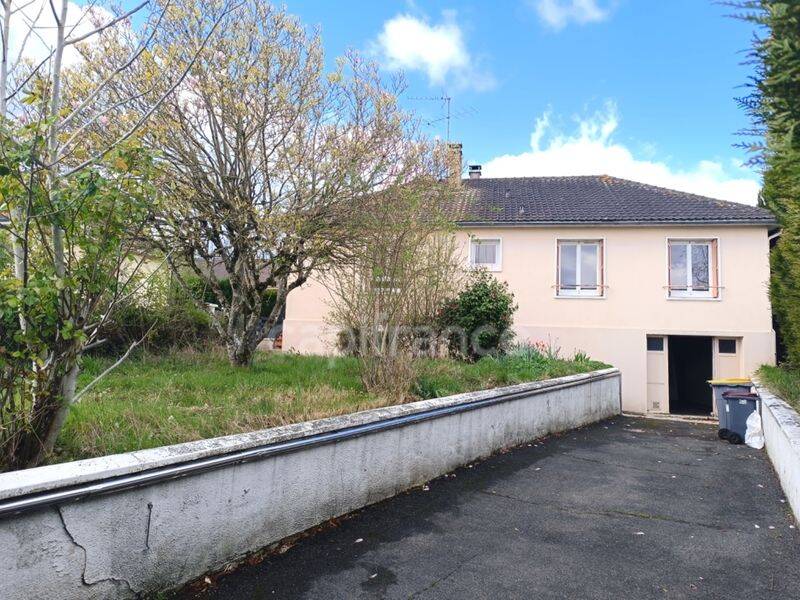 Maison 4 pièces 90 m² · à Paron · 90 m² · 170 000 €