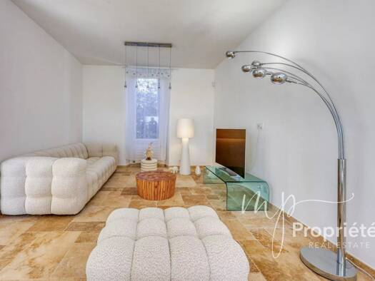 Maison à vendre 859 000 € 5 pièces 3 chambres 143,9 m² 415 m² de terrain Nord Est Bormes-les-Mimosas 83230