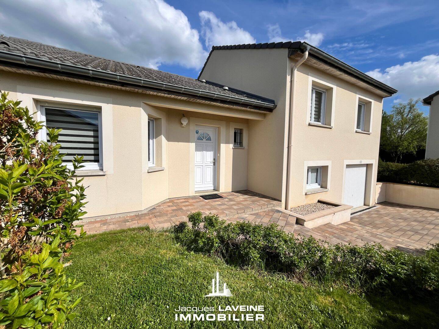Maison 6 pièces 109 m² · à Verny · 109 m² · 349 000 €