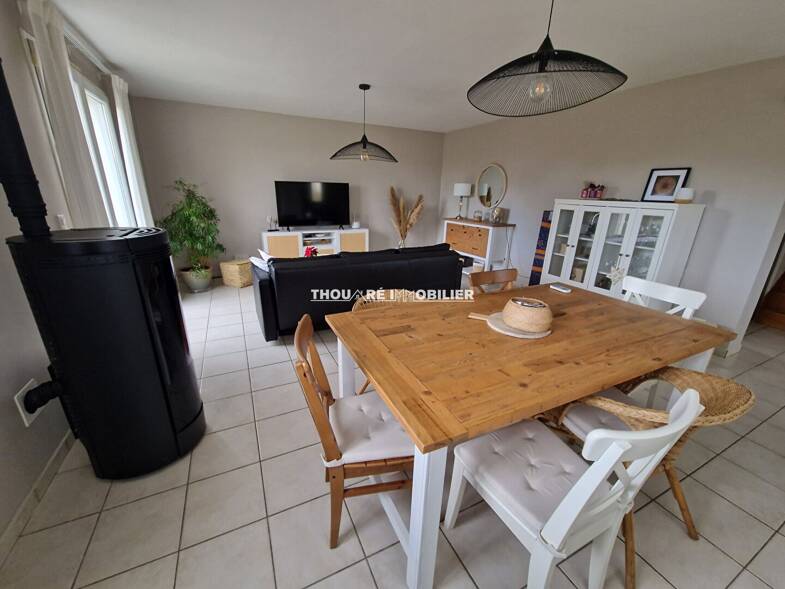 Maison à vendre 330 000 € 5 pièces 3 chambres 118 m² 437 m² de terrain La Chevroliere 44118