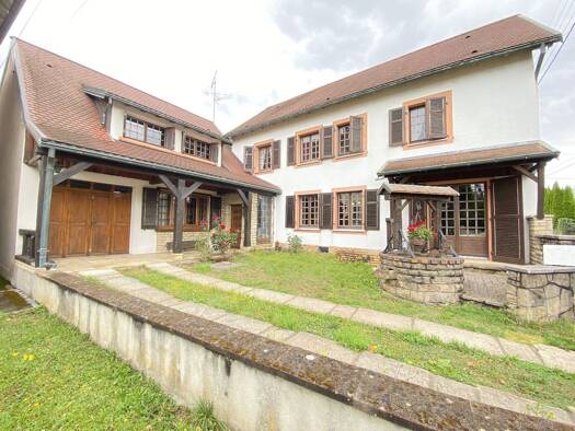 Maison à vendre 163 000 € 6 pièces 3 chambres 230 m² 419 m² de terrain Village Grand-Charmont 25200