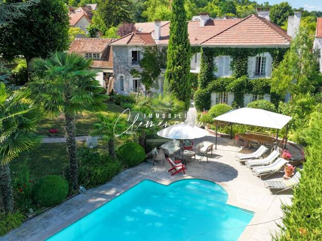 Maison à vendre 1 390 000 € 8 pièces 5 chambres 230 m² 1 104 m² de terrain Villennes-sur-Seine 78670