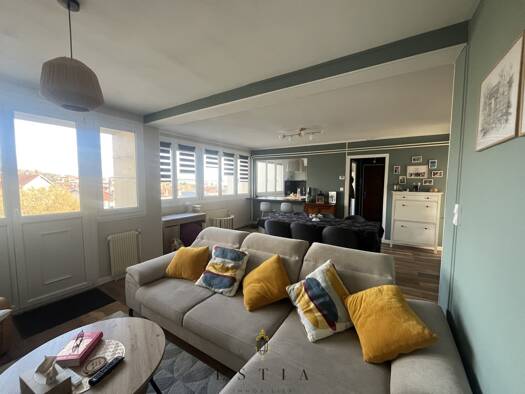 Appartement à vendre 174 900 € 3 pièces 2 chambres 72 m² Étage 2/4 Malzéville 54220