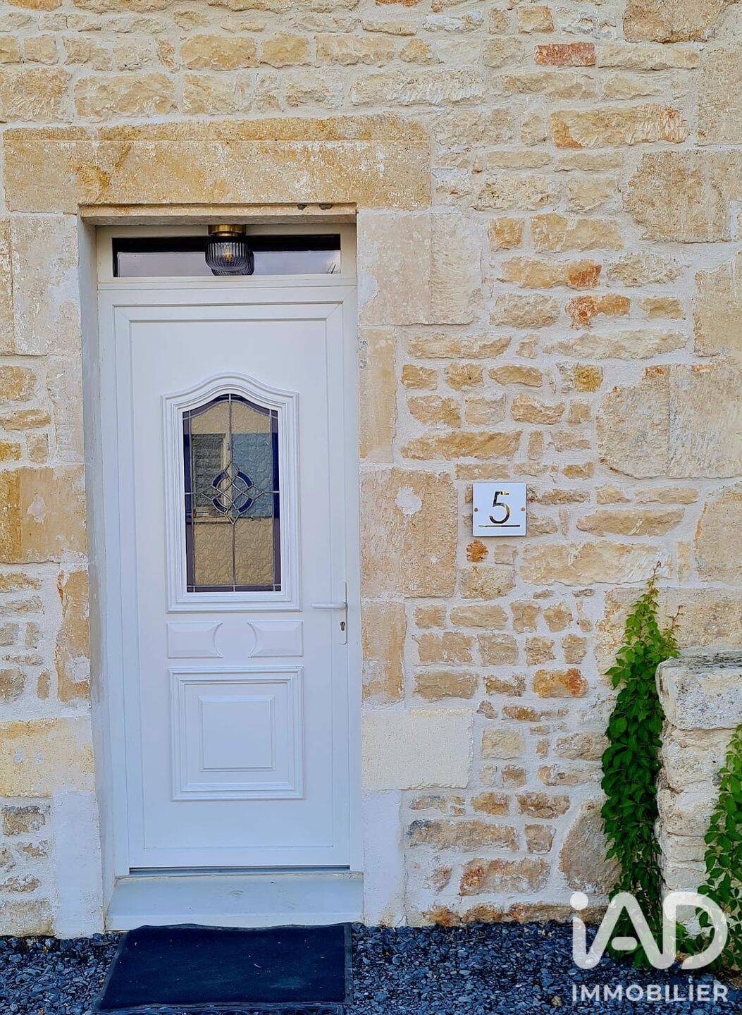 Maison 3 pièces 49 m² · à Le Thou · 49 m² · 143 000 €