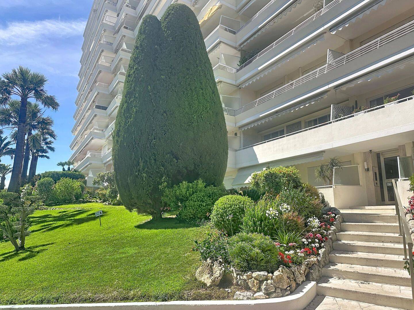 Appartement 1 pièce 29 m² · à Cannes · 29,2 m² · 235 000 €