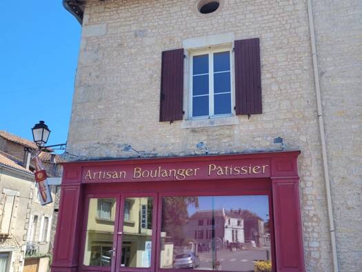 Immeuble à vendre 29 900 € 88 m² Champagne-Mouton 16350