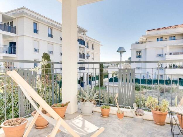 Appartement à vendre 240 000 € 4 pièces 83 m² Étage 1/2 Les Olives Marseille 13ème arrondissement 13013