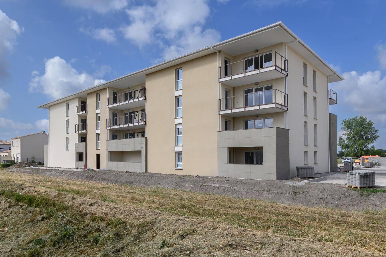 Appartement 3 pièces 68 m² · à Monteux · 68 m² · 739 €/mois
