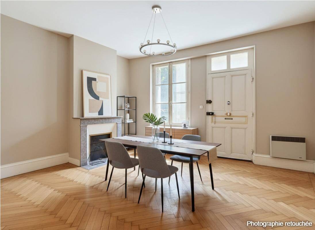 Maison 5 pièces 121 m² · à Pocé-sur-Cisse · 121 m² · 163 000 €