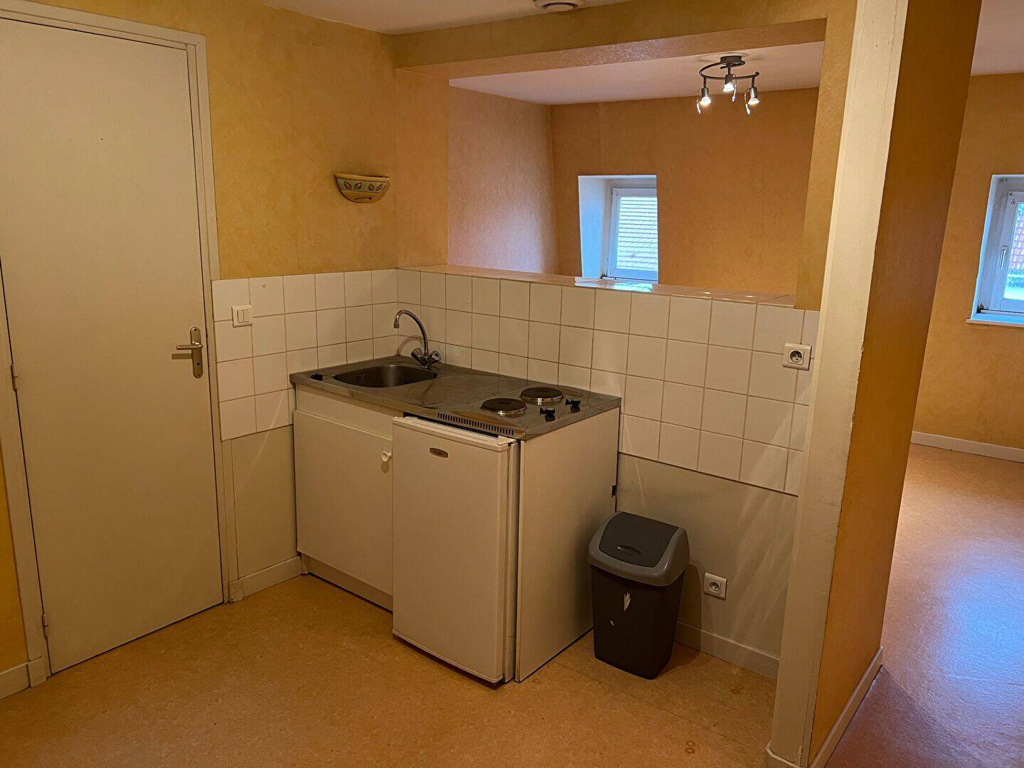 Appartement 1 pièce 22 m² · à Le Coteau · 22 m² · 232 €