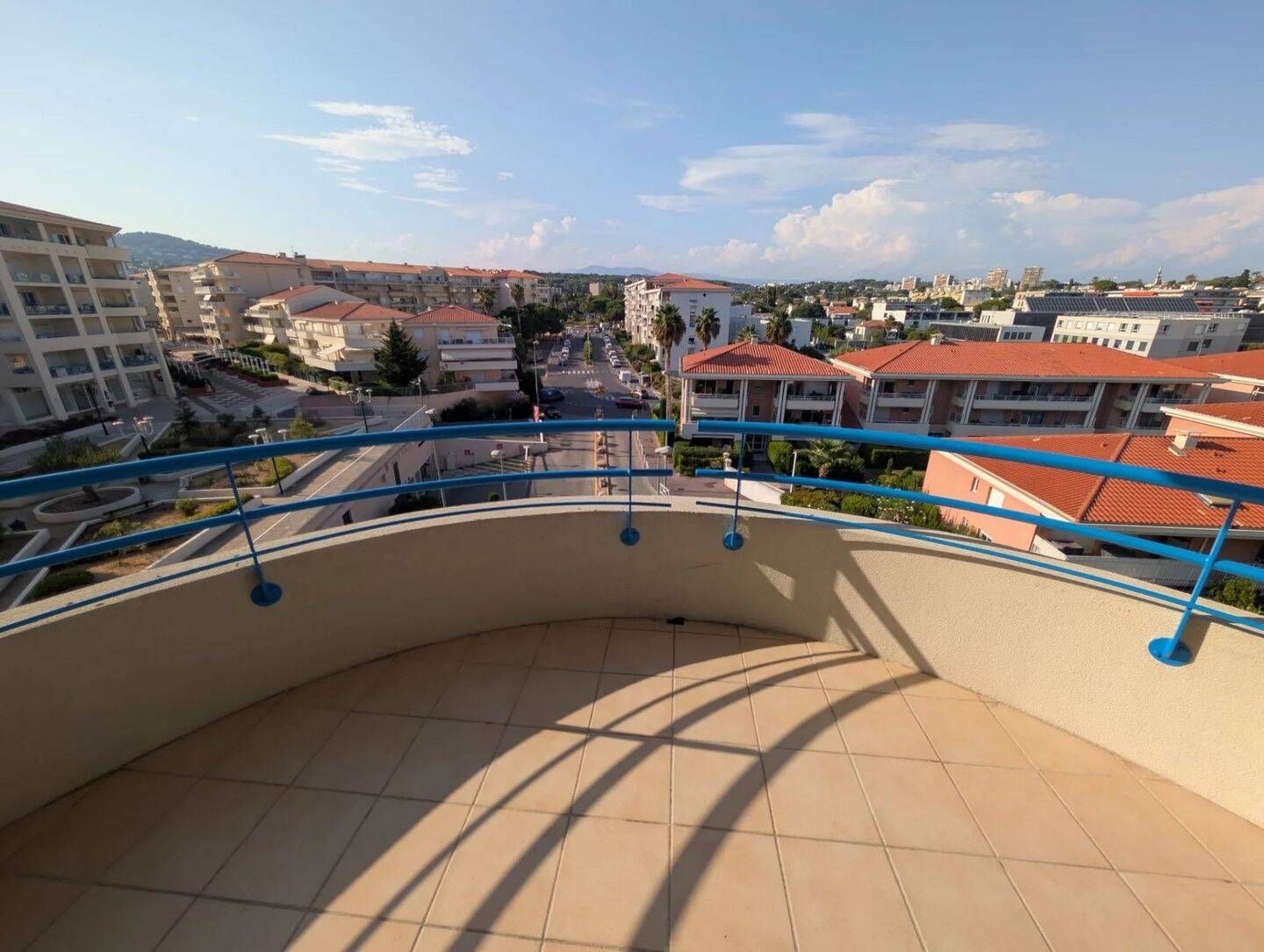 Appartement 2 pièces 32 m² · à Antibes · 32 m² · 850 €