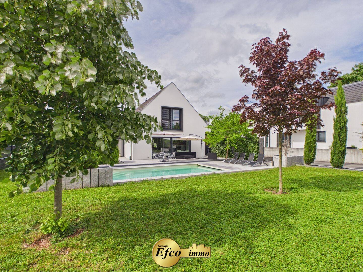 Maison 6 pièces 211 m² · à Hésingue · 211 m² · 980 000 €