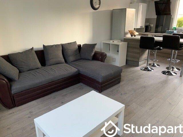 1 pièce 11 m² · à Troyes · 11 m² · 420 €