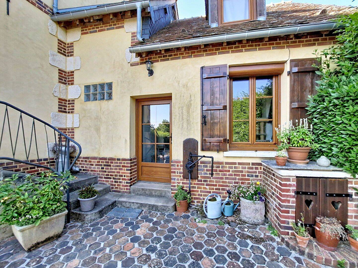 Maison 7 pièces 185 m² · à Chaumont-en-Vexin · 185 m² · 244 000 €